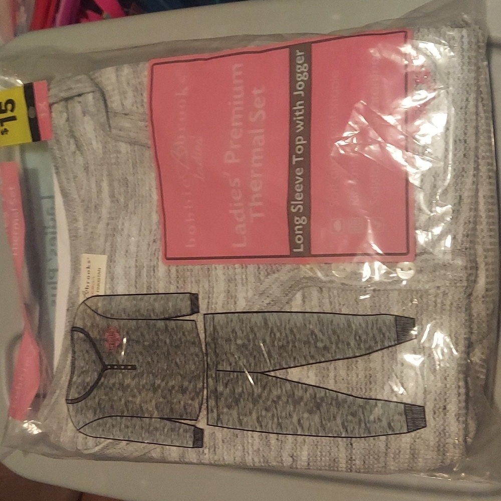Bobbie brooks ladies premium thermal set NWT